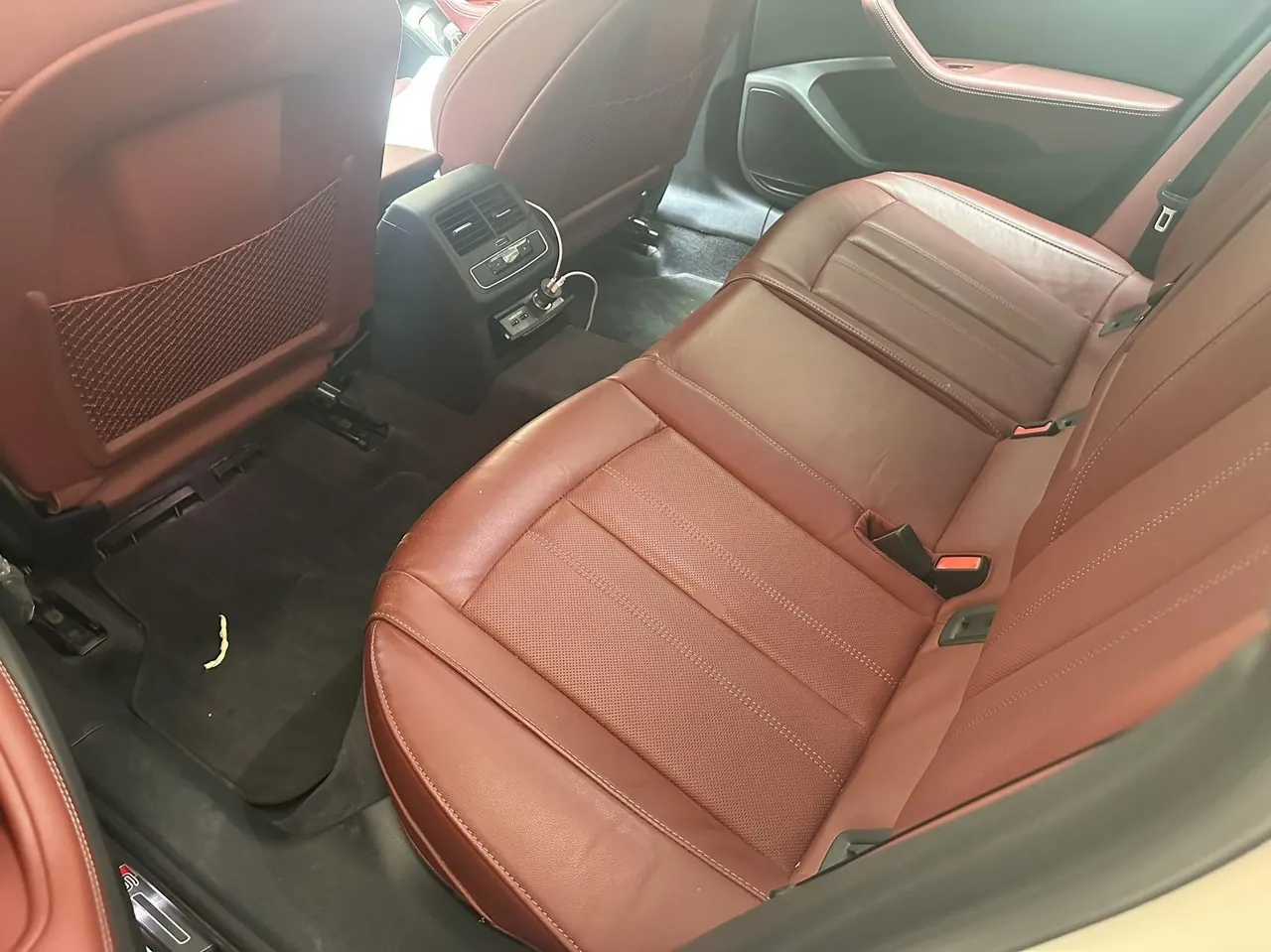 Audi 2022 A4L 2.0TFSI 40TFSI Deluxe Dynamic Automatic 7