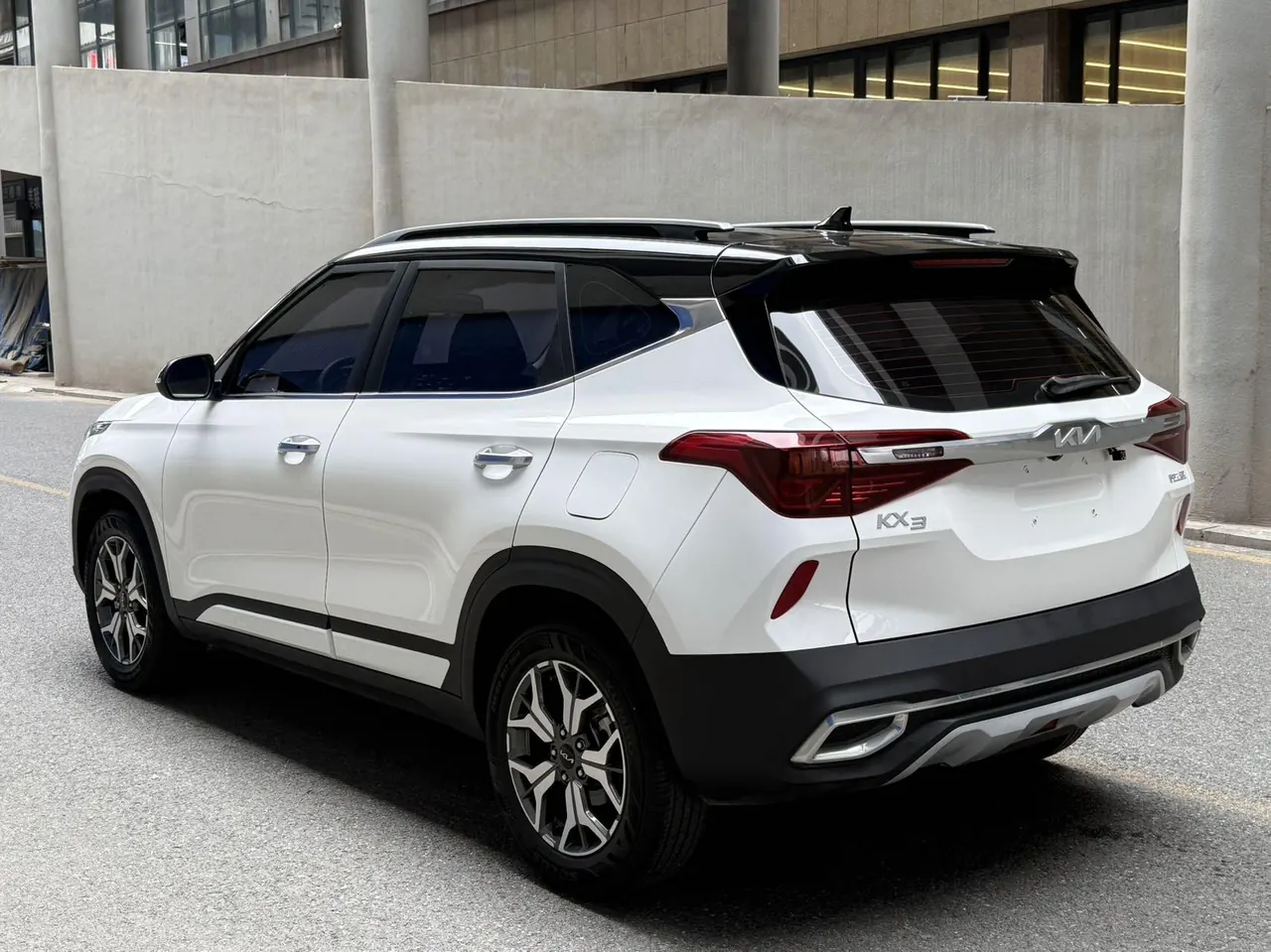 Kia 2021 KX3 (Aopao) 1.5 Stepless Trend Edition Automatic Gear 7