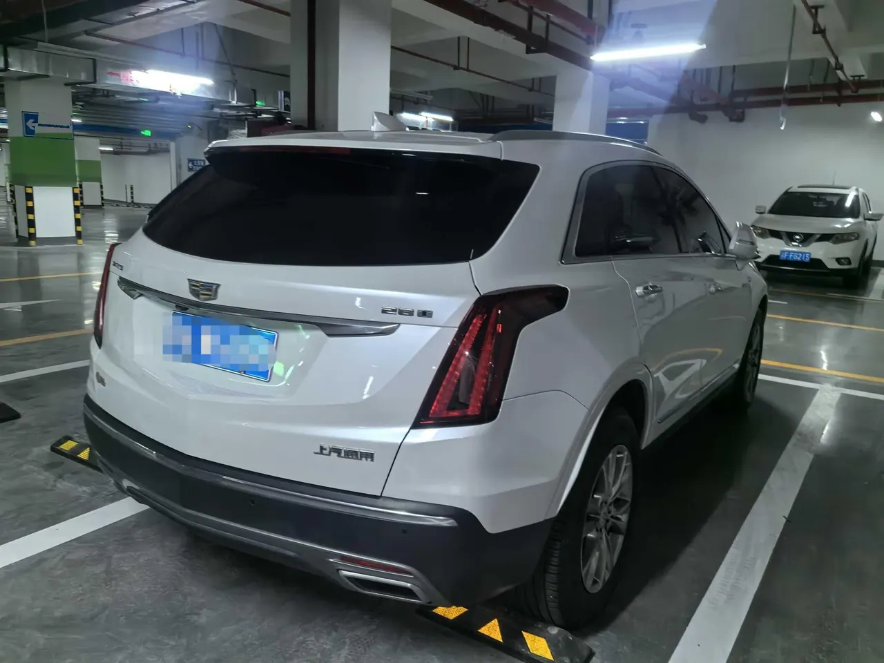 Cadillac 2021 XT5 2.0T 28T Luxury Automatic Gear 8