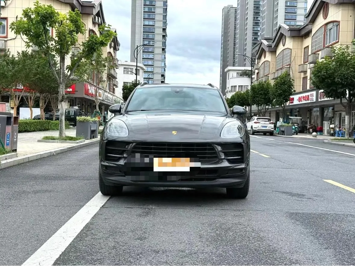 Porsche Macan (Imported) 2020 Macan 2.0T Automatic Gear 2