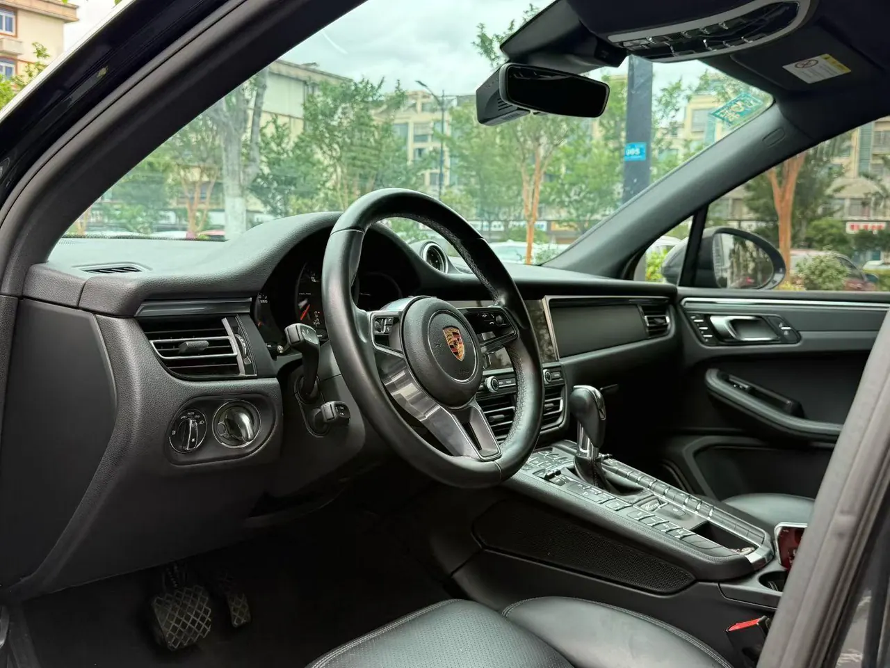 Porsche Macan (Imported) 2020 Macan 2.0T Automatic Gear 3