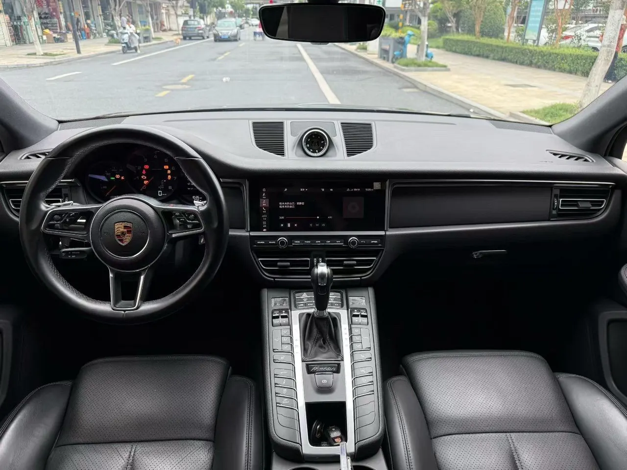 Porsche Macan (Imported) 2020 Macan 2.0T Automatic Gear 5