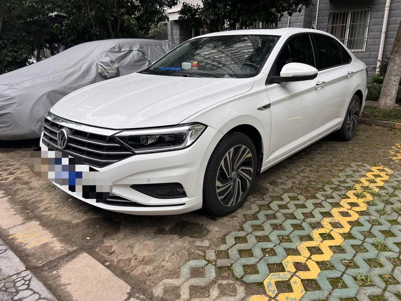Volkswagen 2020 Sagitar 1.4TSI 280TSI Luxury Automatic Transmission - View 1