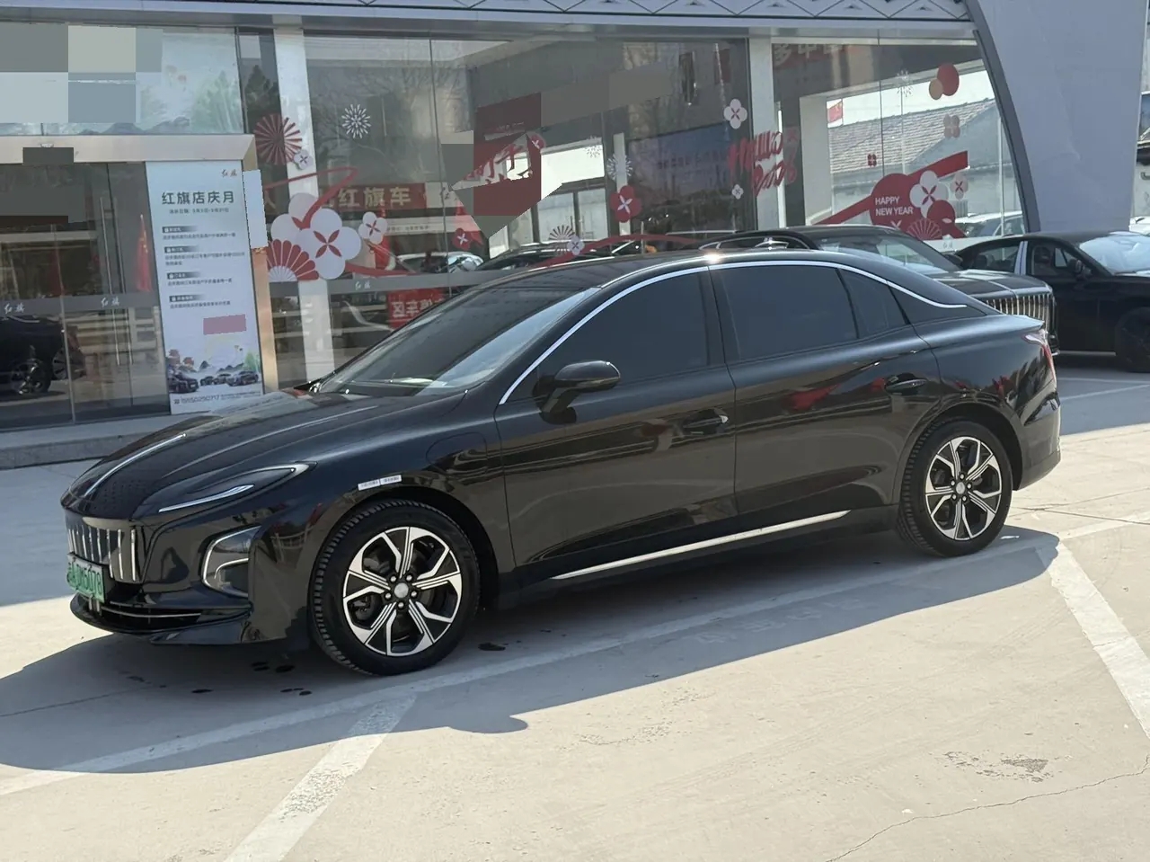 HongQi 2022 E-QM5 net charging basic version 5 automatic gear 7