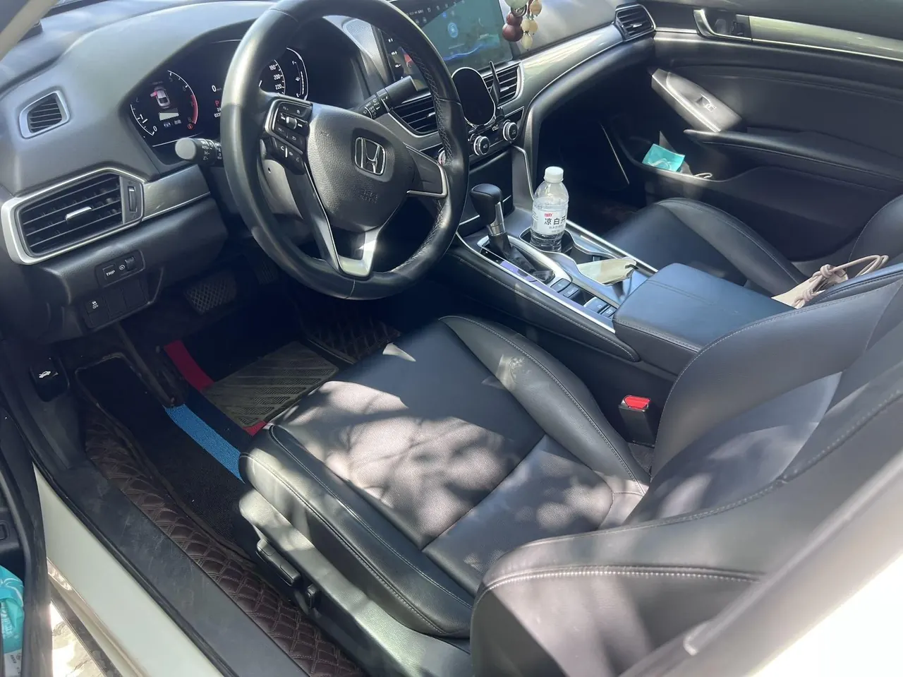 Honda 2022 10th Generation Accord 1.5T Stepless 260TURBO Magic Night Premium Edition Automatic Gear 5