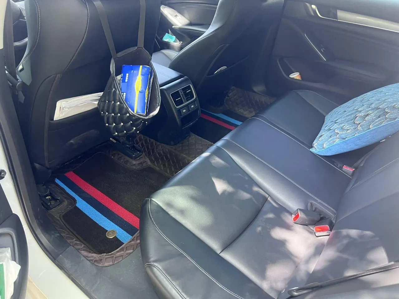 Honda 2022 10th Generation Accord 1.5T Stepless 260TURBO Magic Night Premium Edition Automatic Gear 7