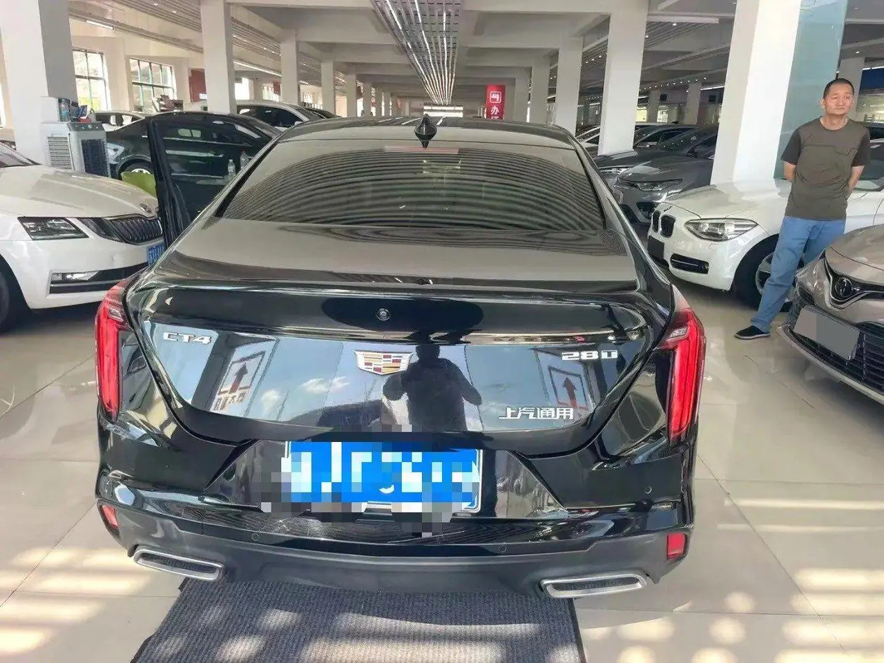 Cadillac 2021 CT4 2.0T 28T luxury automatic gear 3