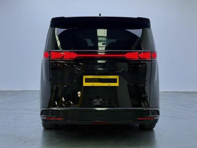 Denza 2022 Denza D9 DM-i 1.5T stepless 970 four-wheel drive flagship automatic gear 12