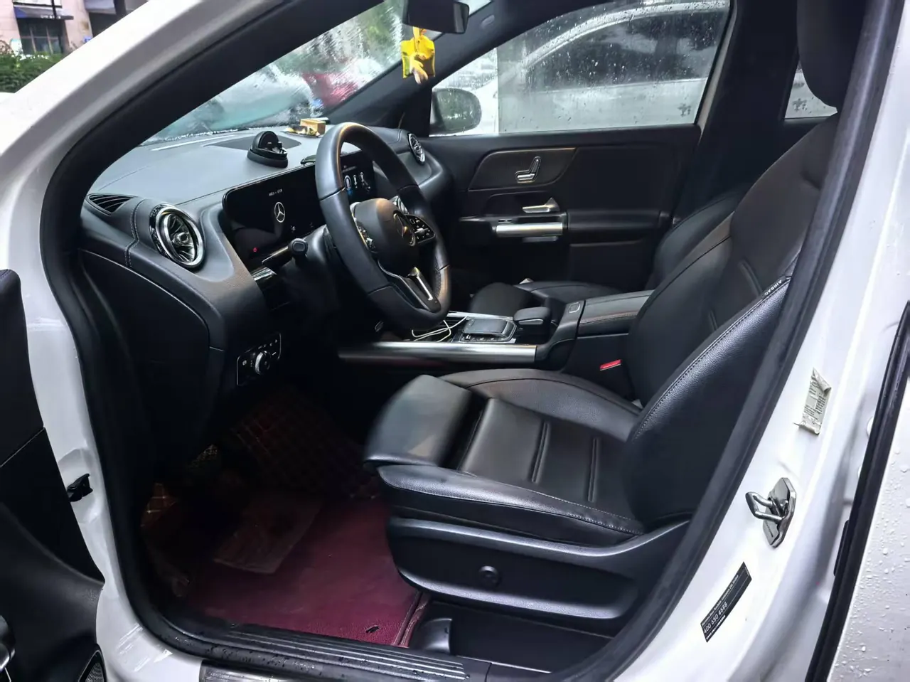 Mercedes Benz 2020 GLA 200 1.3T automatic gear 2