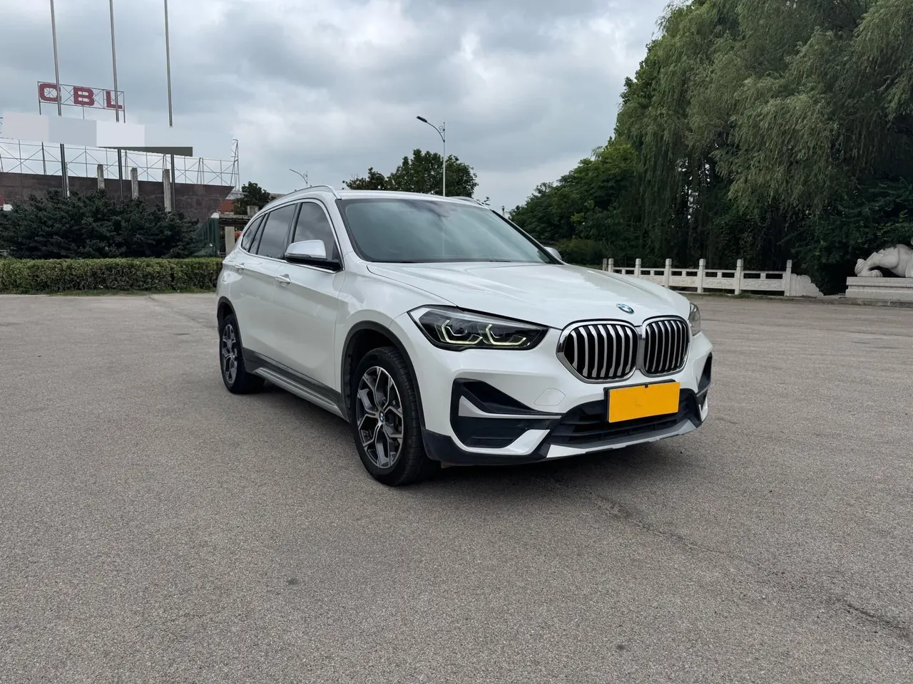 BMW 2022 X1 sDrive20Li 1.5T fashion automatic gear 3
