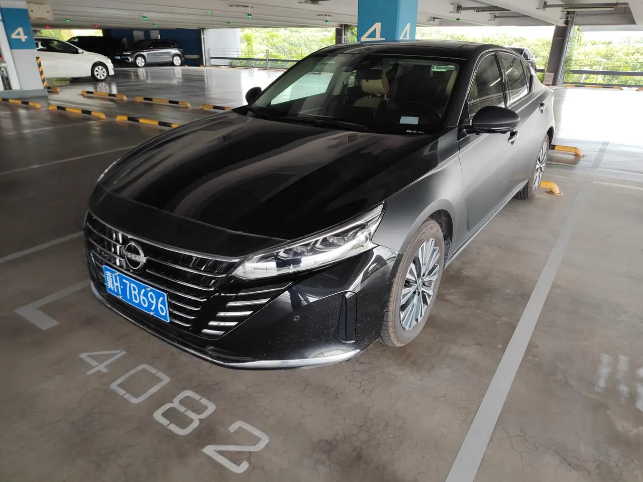 Nissan 2022 Teana 2.0 stepless XL-Upr premium version automatic gear - View 1