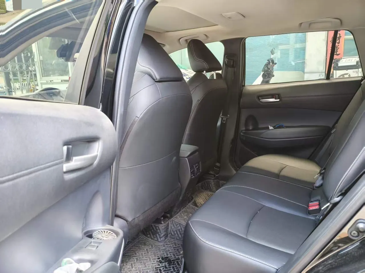 Toyota 2023 Fenglanda 2.0 Stepless Deluxe Edition Automatic Transmission 4