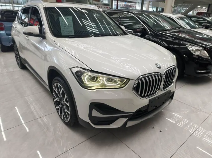 BMW 2020 X1 xDrive25Li 2.0T exclusive automatic gear 4
