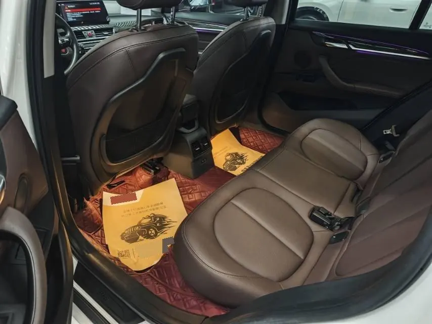 BMW 2020 X1 xDrive25Li 2.0T exclusive automatic gear 8