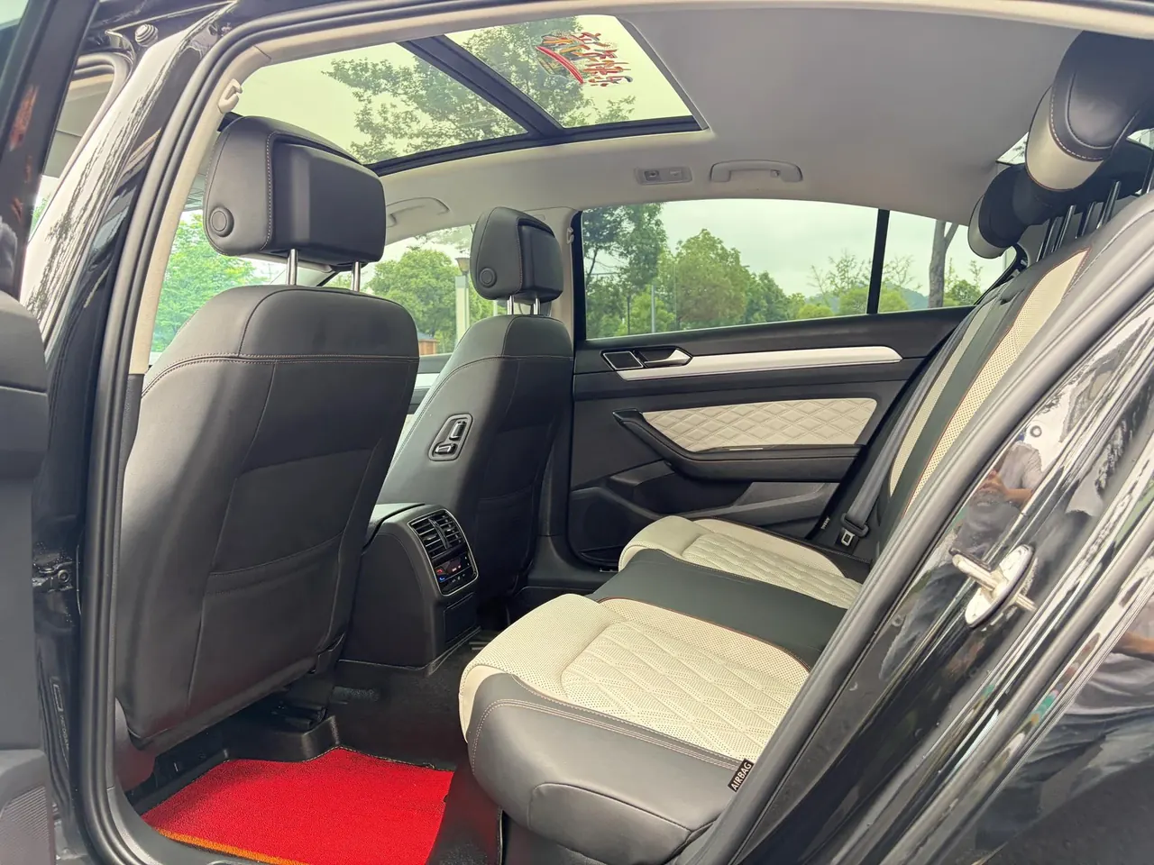 Volkswagen 2023 Magotan 2.0TSI 330TSI 2 million Commemorative Luxury Automatic Gear 10