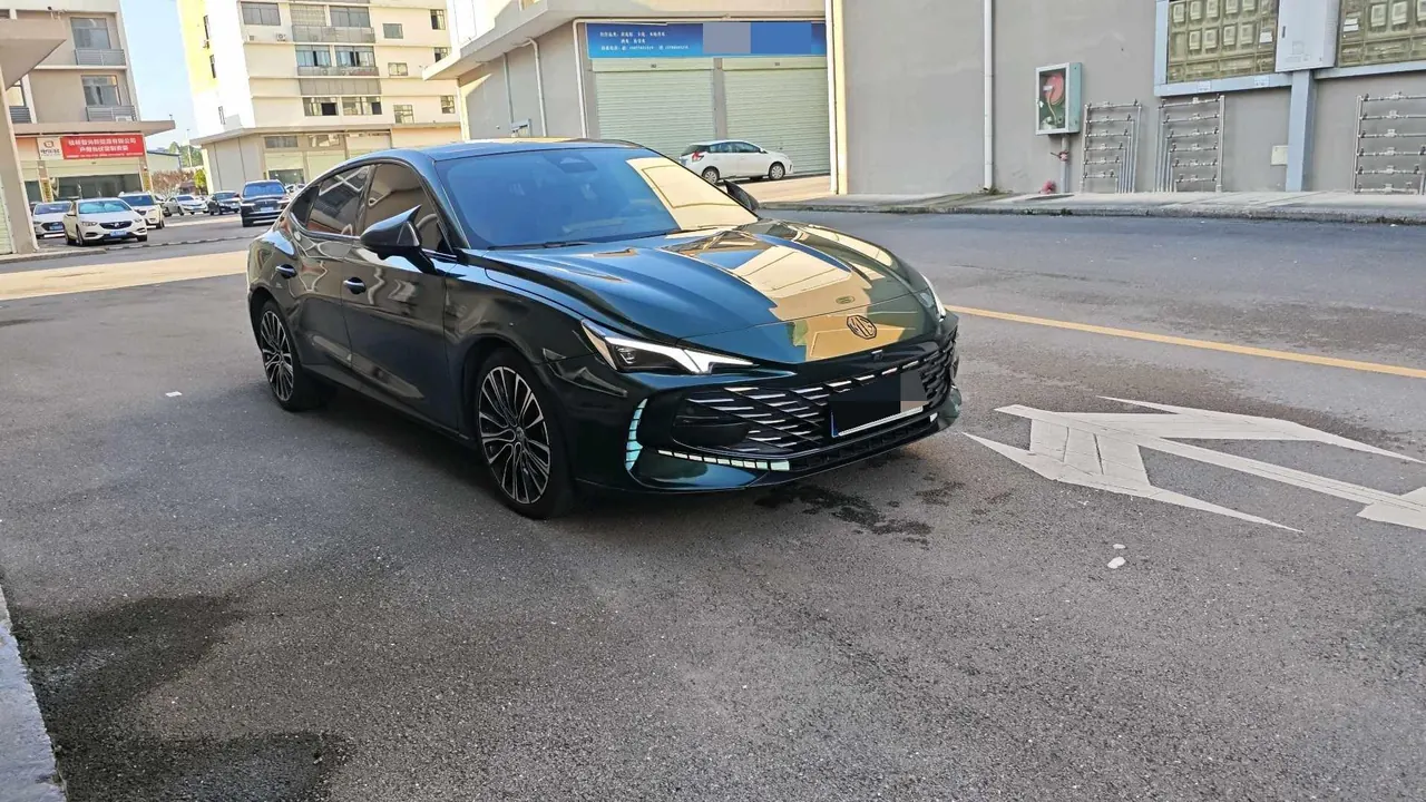 MG 2023 MG7 1.5T to the United States elegant version of automatic gear 3