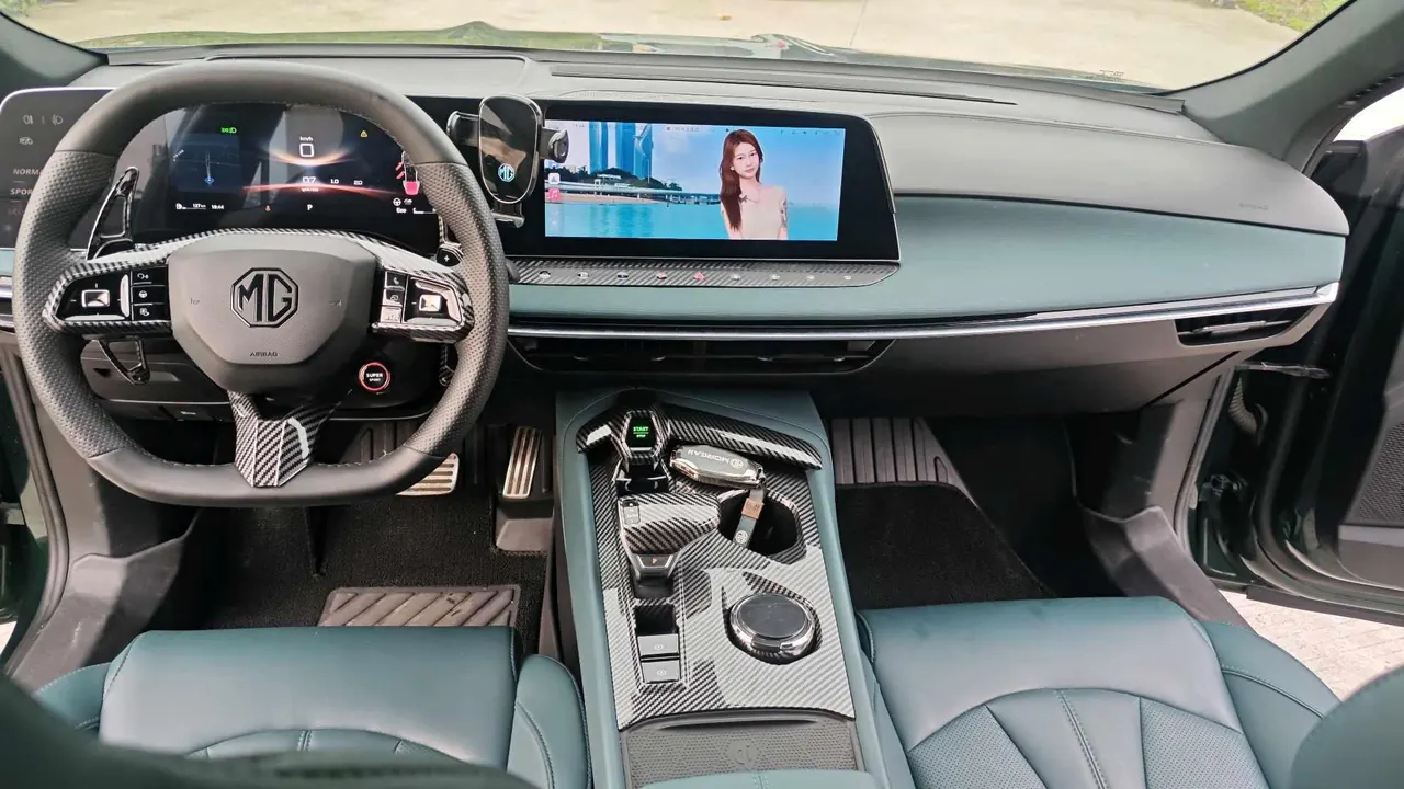 MG 2023 MG7 1.5T to the United States elegant version of automatic gear 7
