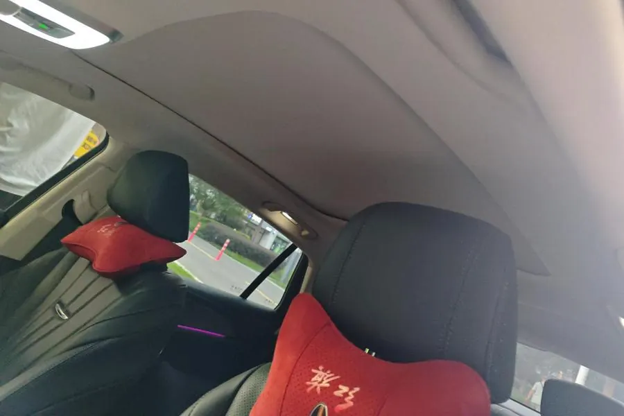 HongQi 2023 H5 2.0T Zhilian Qi Chang Edition Automatic Gear 5