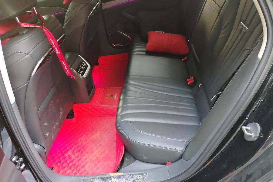 HongQi 2023 H5 2.0T Zhilian Qi Chang Edition Automatic Gear 9