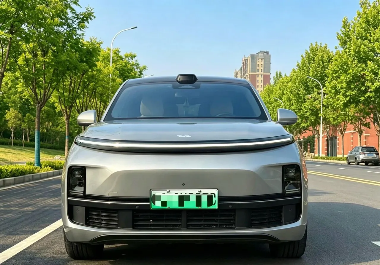 Li 2022 L9 1.5T Max Edition Automatic Gear 2