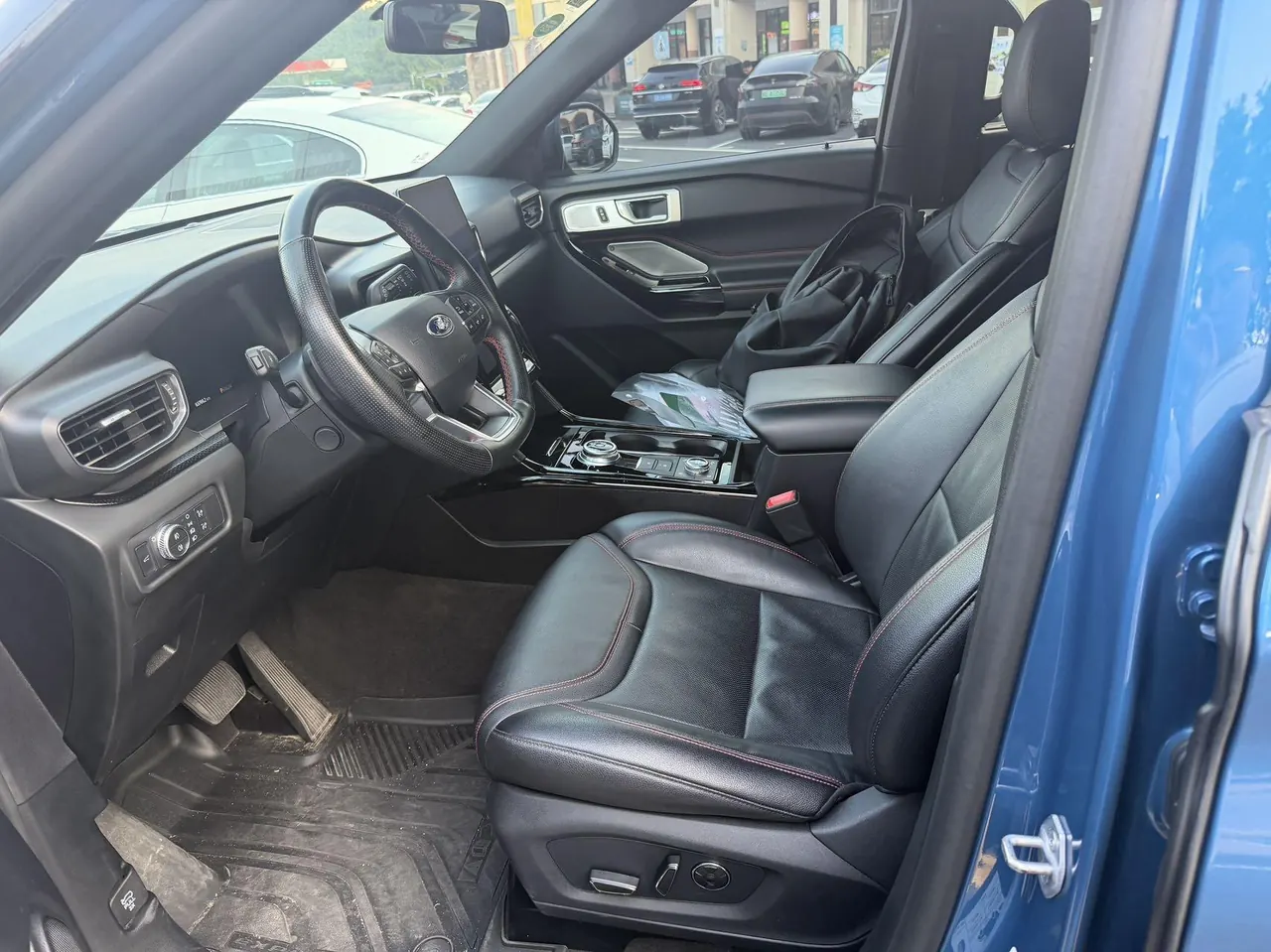 Ford 2020 explorer 2.3T EcoBoost 285 four-wheel drive sports version ST-LINE7 seat automatic gear 4