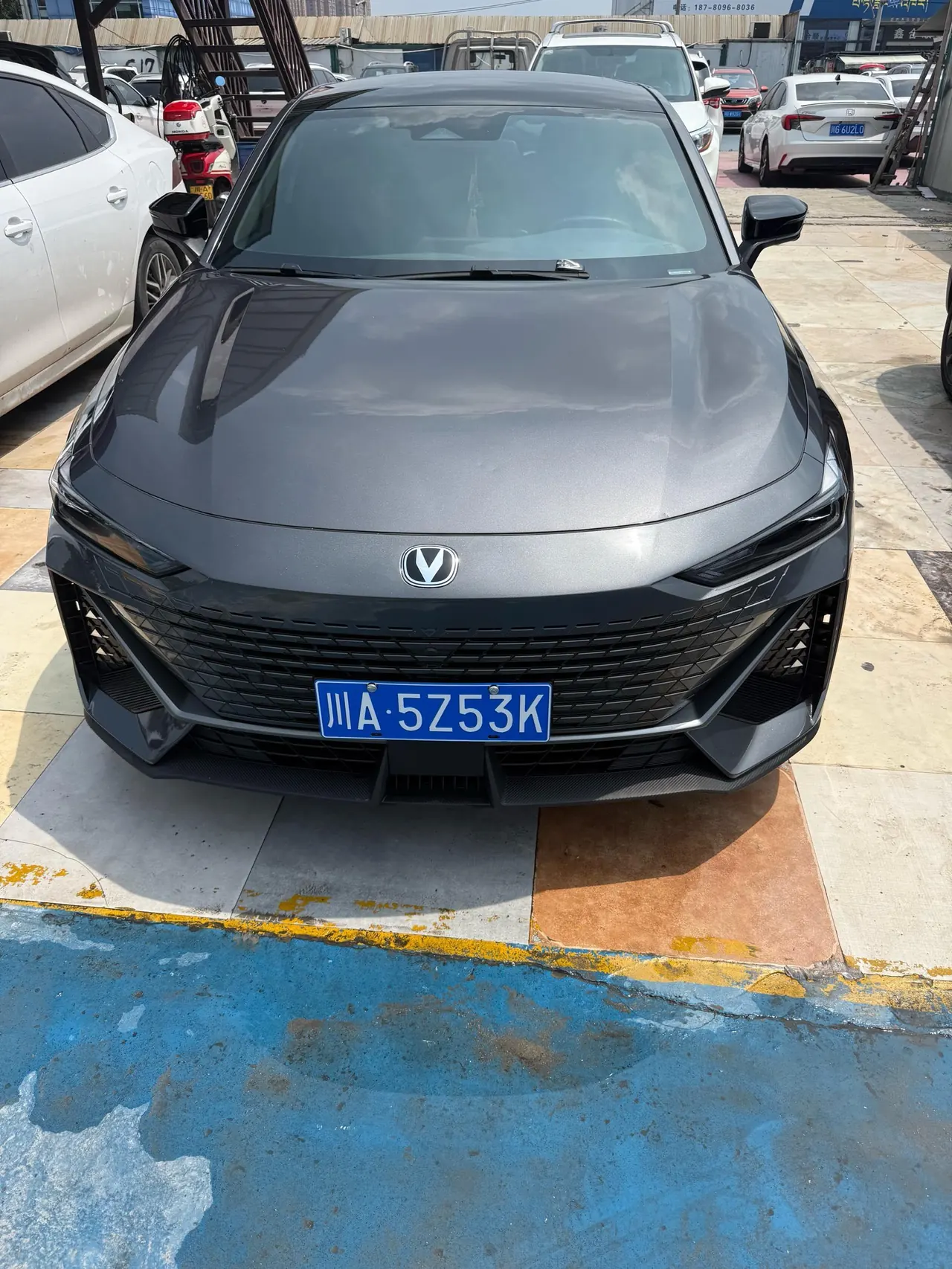ChangAn 2023 UNI-V 1.5T honorable automatic gear 2