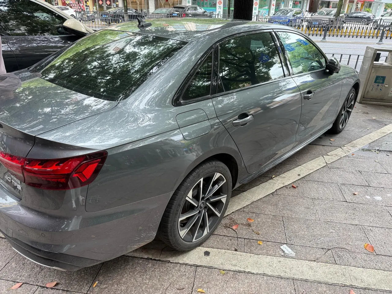 Audi 2023 A4L 2.0TFSI 40TFSI Deluxe Dynamic Automatic 4