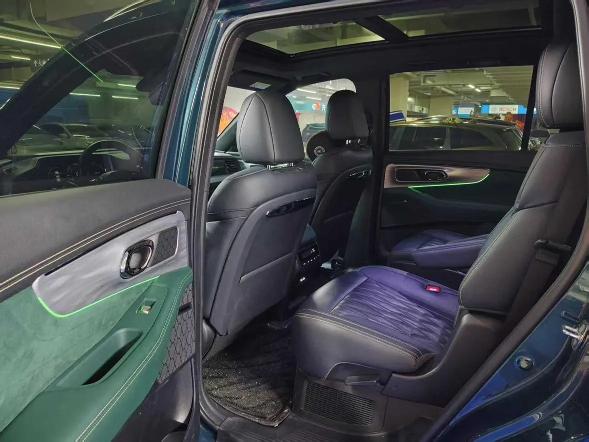 Chuanqi 2022 GS8 Hybrid 2.0TM Stepless Two-Drive Premium Edition Six-seat Automatic Gear 4