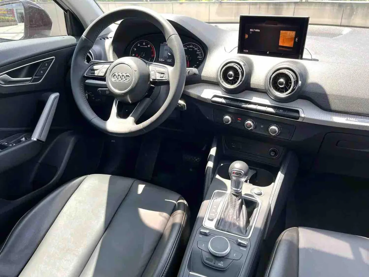 Audi 2020 Q2L 1.4TFSI 35TFSI Aggressive Dynamic Automatic 3