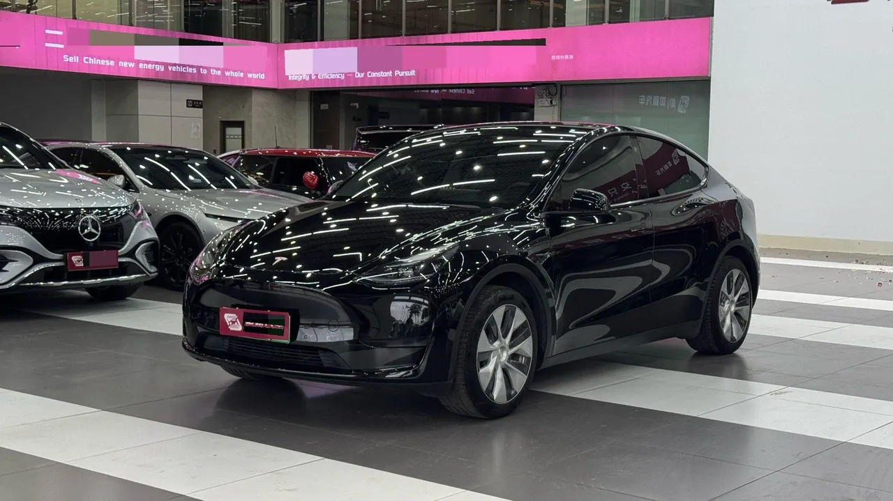 Tesla 2022 Model Y rear-wheel drive version (facelift) automatic gear - View 1