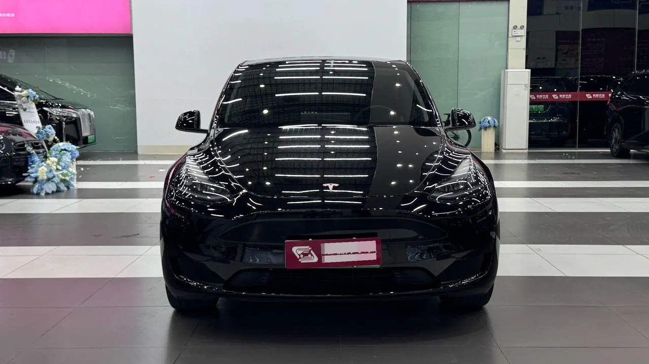 Tesla 2022 Model Y rear-wheel drive version (facelift) automatic gear 2