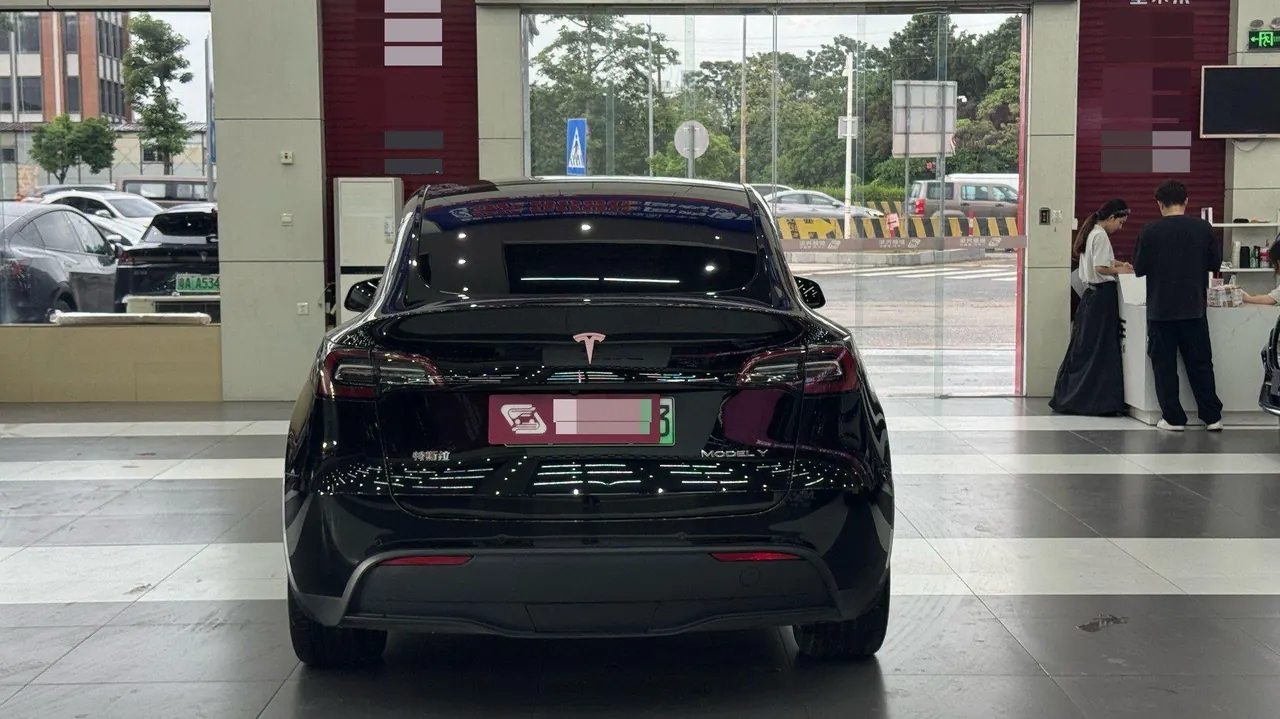 Tesla 2022 Model Y rear-wheel drive version (facelift) automatic gear 5