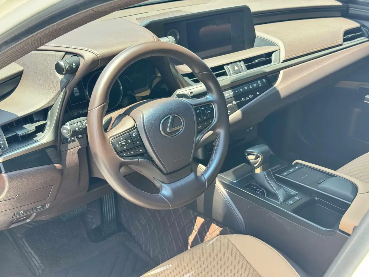 Lexus ES (Imported) 2020 ES200 2.0 Stepless Premium Edition Automatic Gear 10