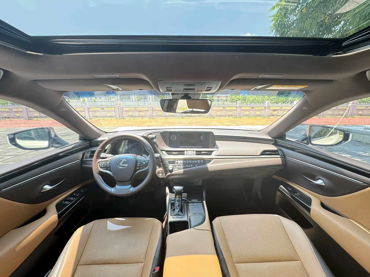 Lexus ES (Imported) 2020 ES200 2.0 Stepless Premium Edition Automatic Gear 5