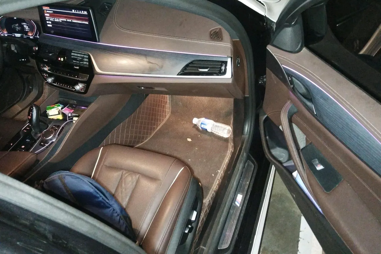 BMW 5 Series 2022 530Li xDrive 2.0T M Sports Suit (Change 2) Automatic Gear 4