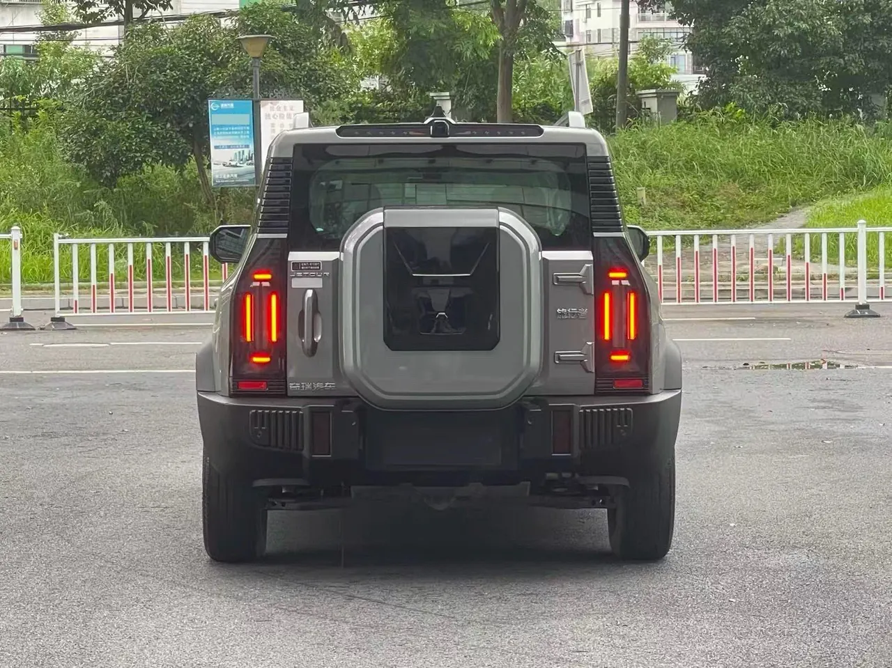 Jetour 2023 Travelers 1.5T Two-Drive Discovery PRO Automatic Gear 6