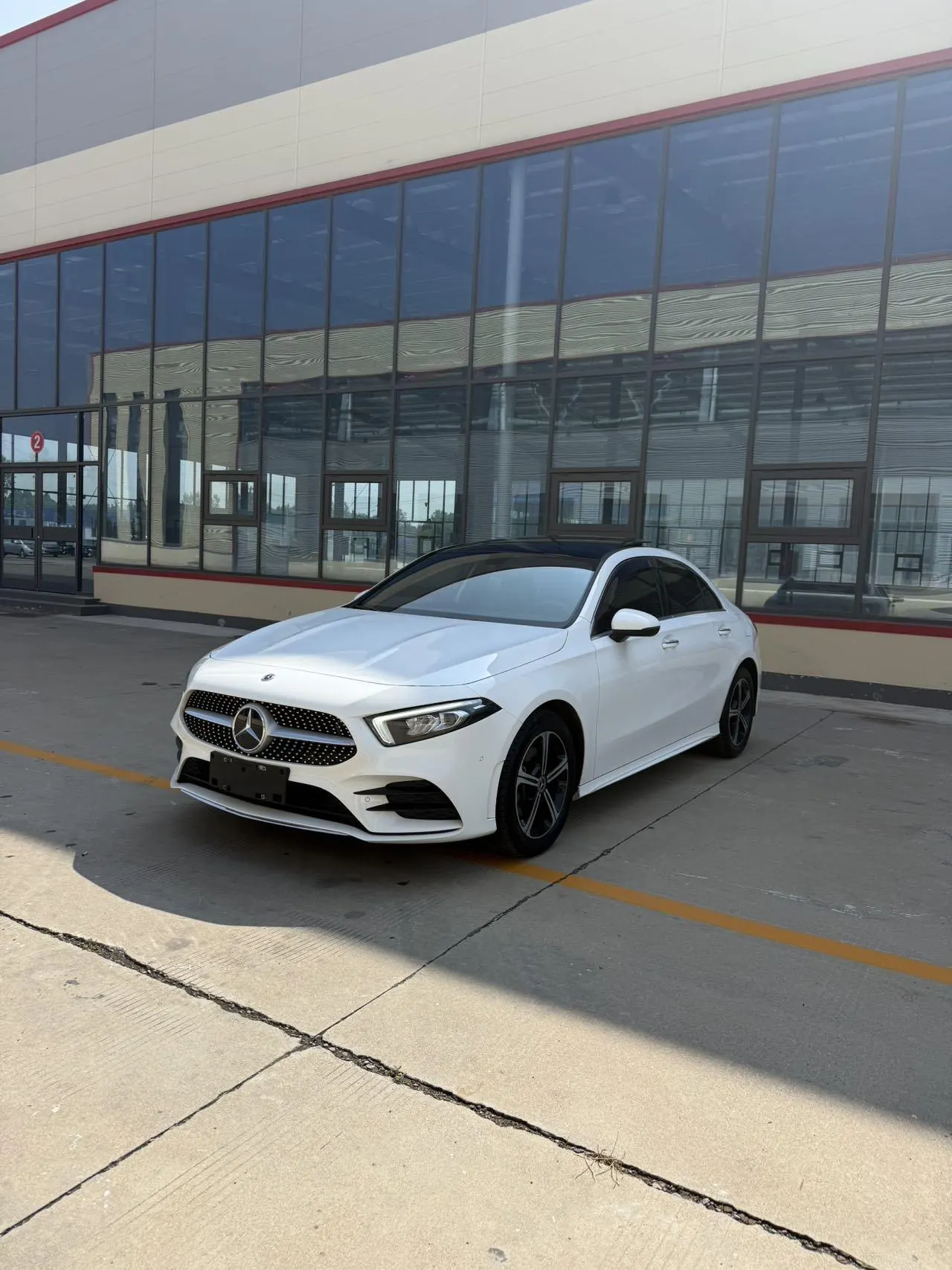 Mercedes Benz Class A 2022 A 200 L 1.3T Fashion (Change 3) Automatic - View 1