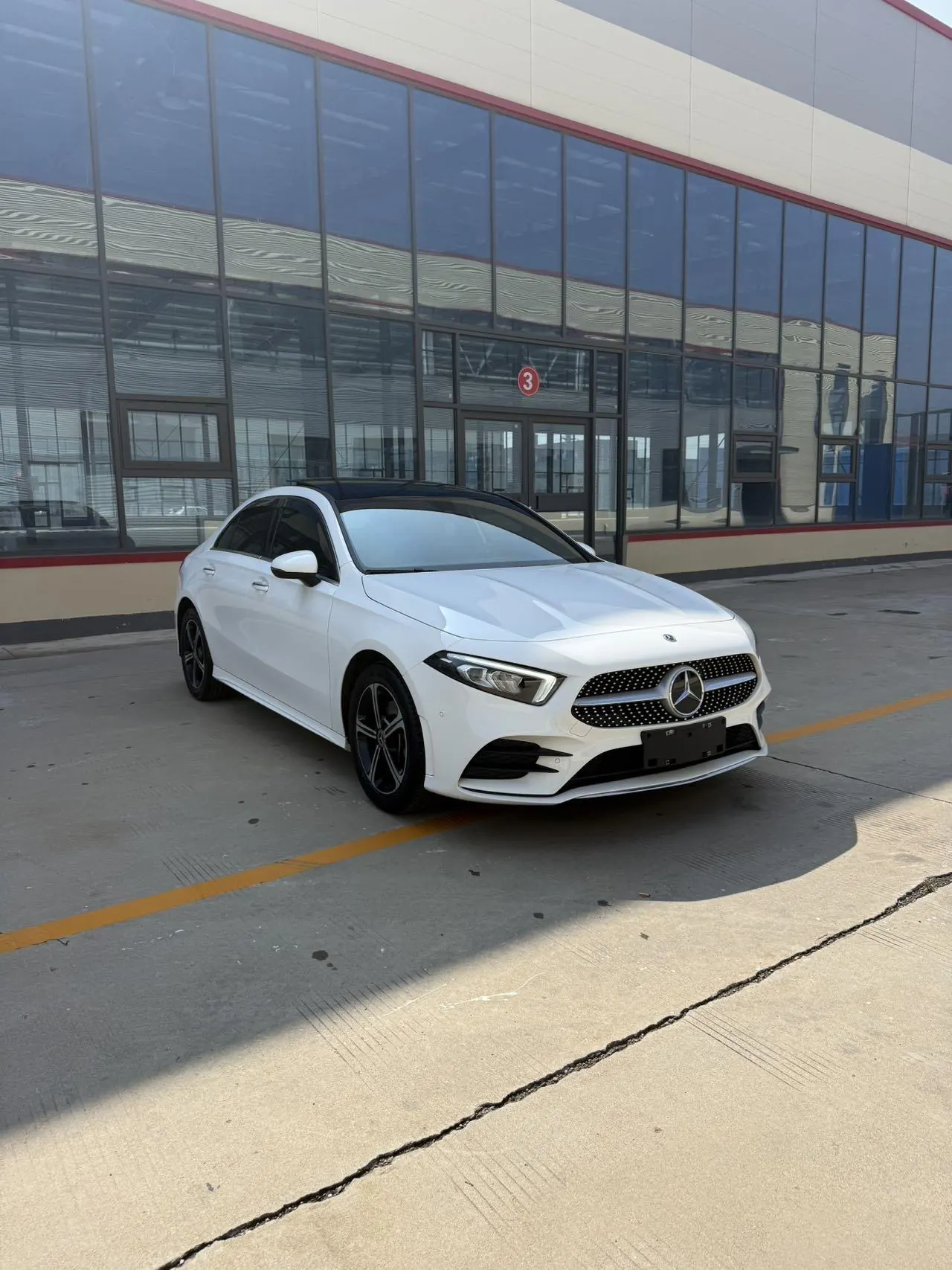 Mercedes Benz Class A 2022 A 200 L 1.3T Fashion (Change 3) Automatic 3