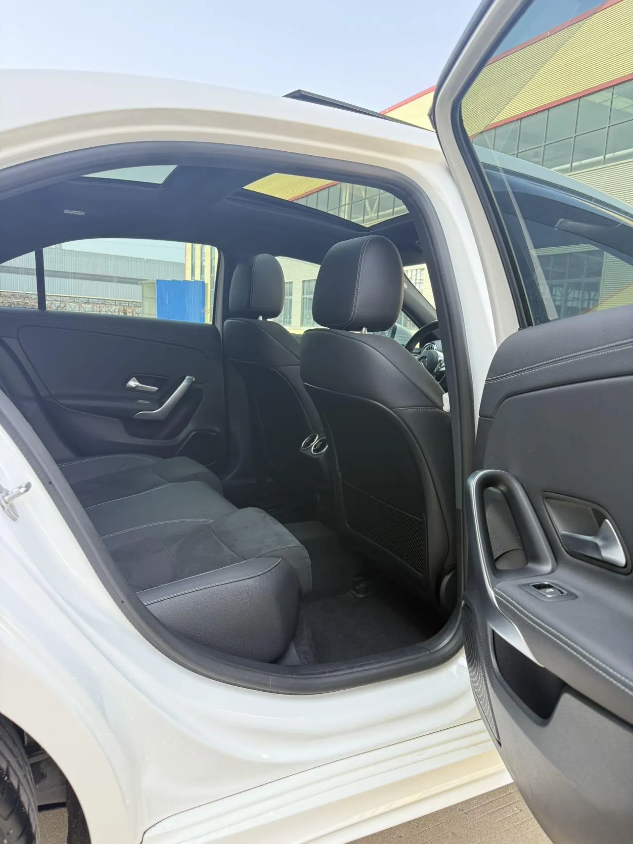 Mercedes Benz Class A 2022 A 200 L 1.3T Fashion (Change 3) Automatic 8