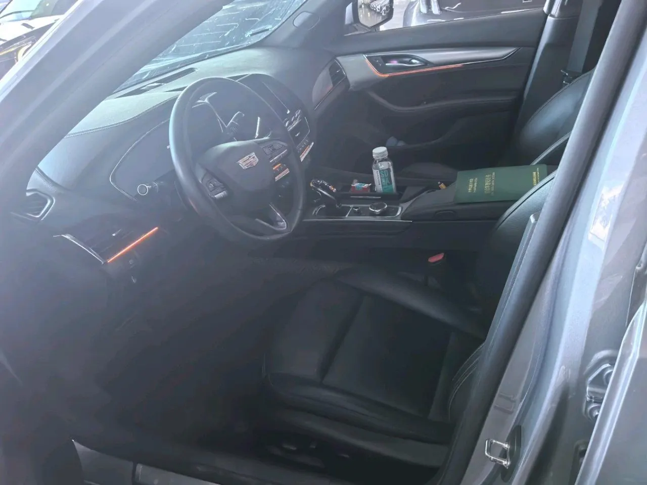 Cadillac 2023 CT5 2.0T 28T Luxury (Standard Edition) Automatic Gear 3