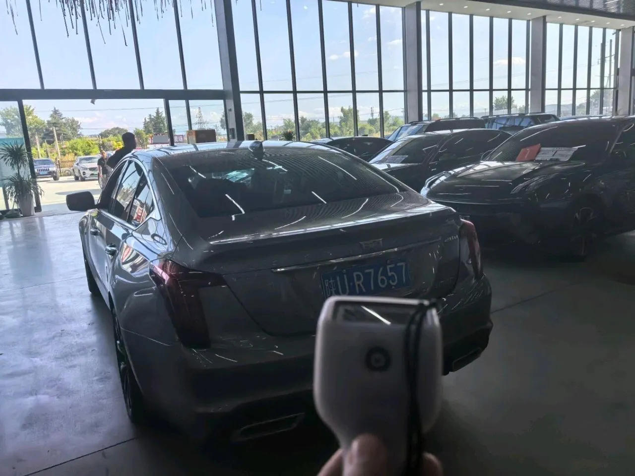 Cadillac 2023 CT5 2.0T 28T Luxury (Standard Edition) Automatic Gear 5