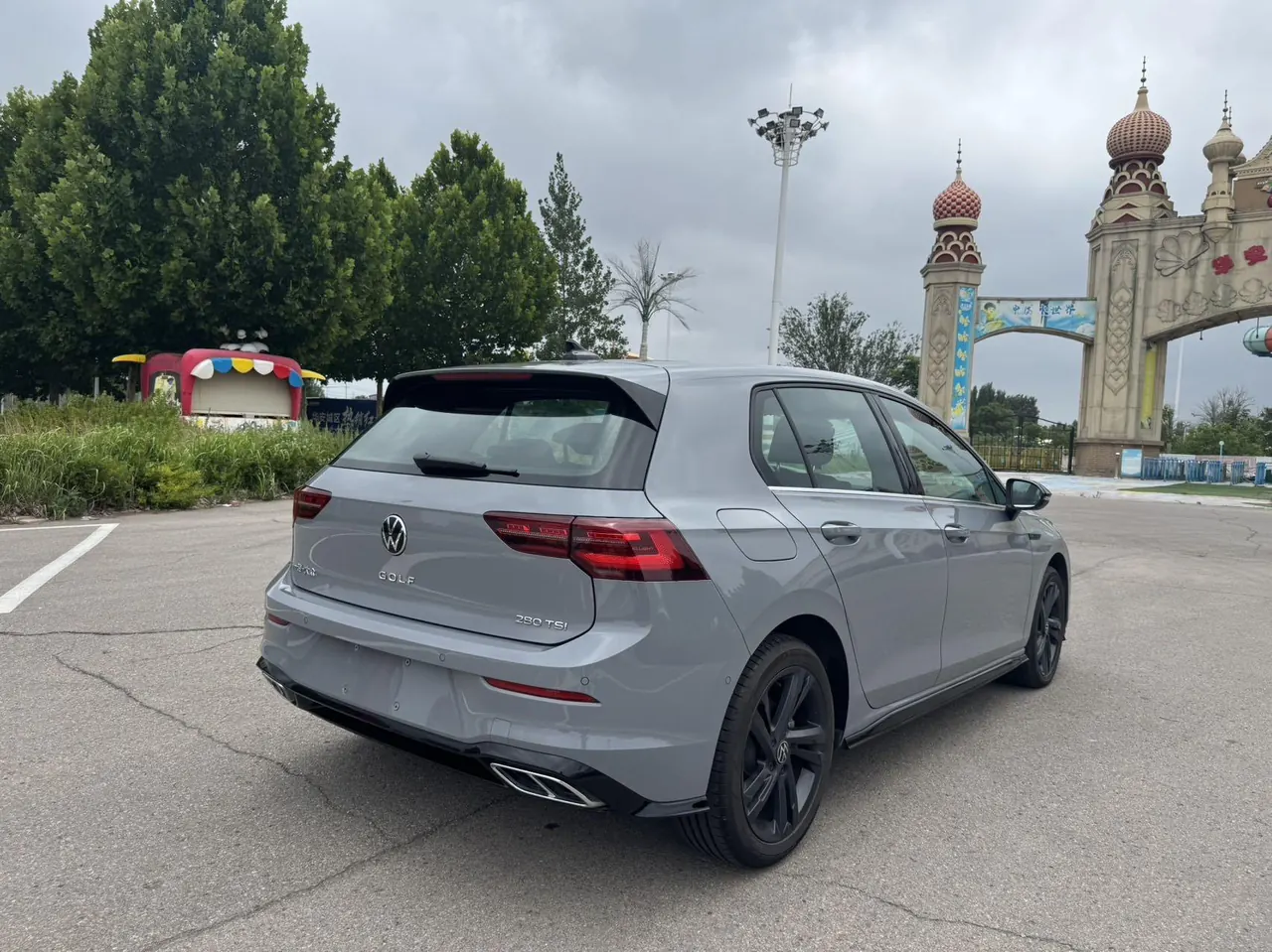 Volkswagen 2023 Golf 8 R-Line 1.4TSI 280TSI Lite Automatic 6