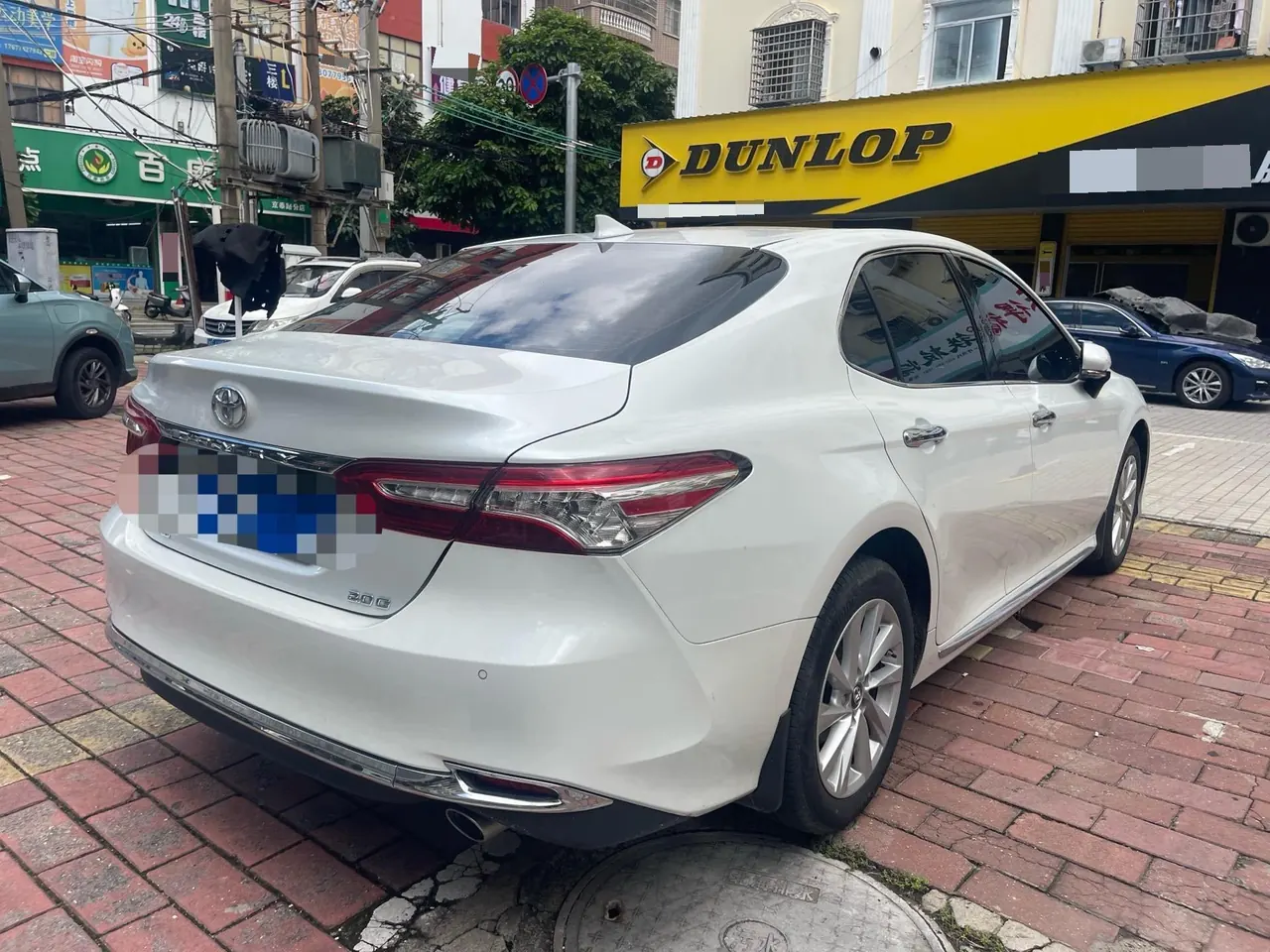 Toyota 2023 Camry 2.0G Stepless Deluxe Edition Automatic Gear 3