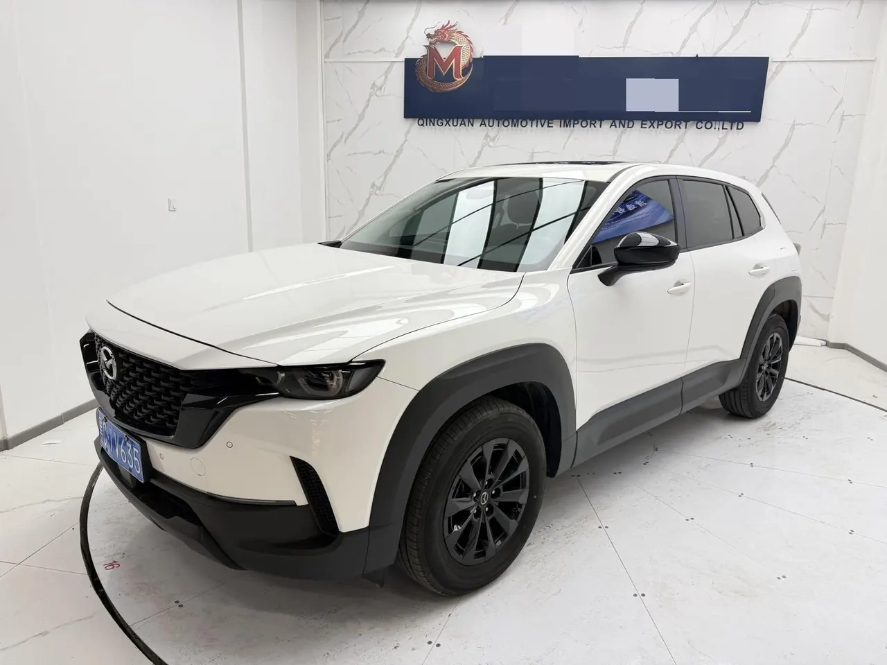 Open image lightbox: Mazda 2023 CX-50 line also 2.0 lead line version of automatic gear