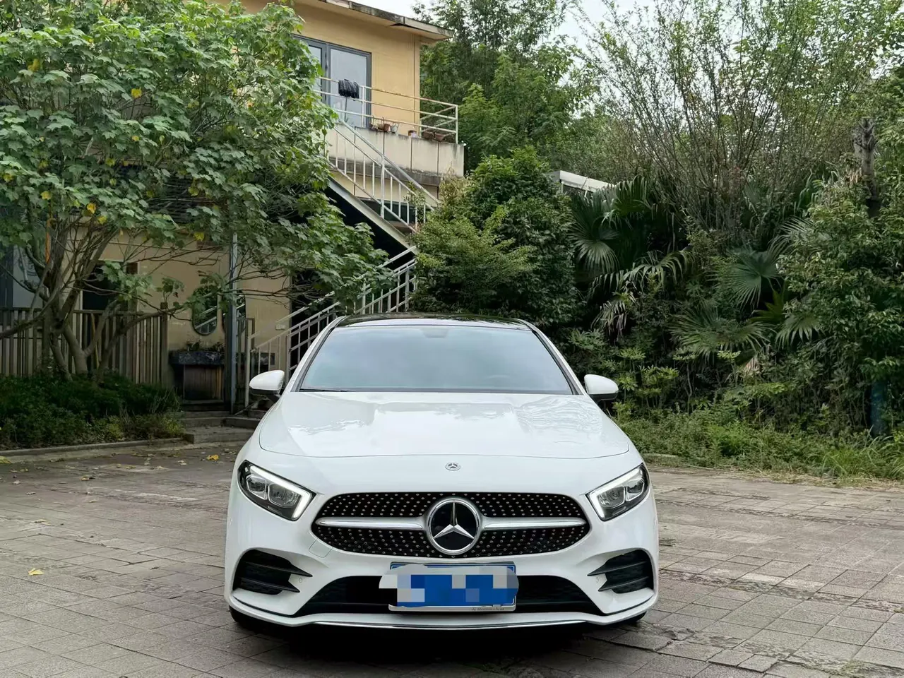 Mercedes Benz Class A 2022 A 200 L 1.3T Fashion (Change 3) Automatic 2