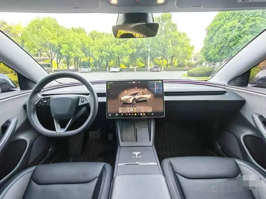 Tesla 2023 Model 3 Rejuvenation Edition Rear Wheel Drive Automatic Transmission 3