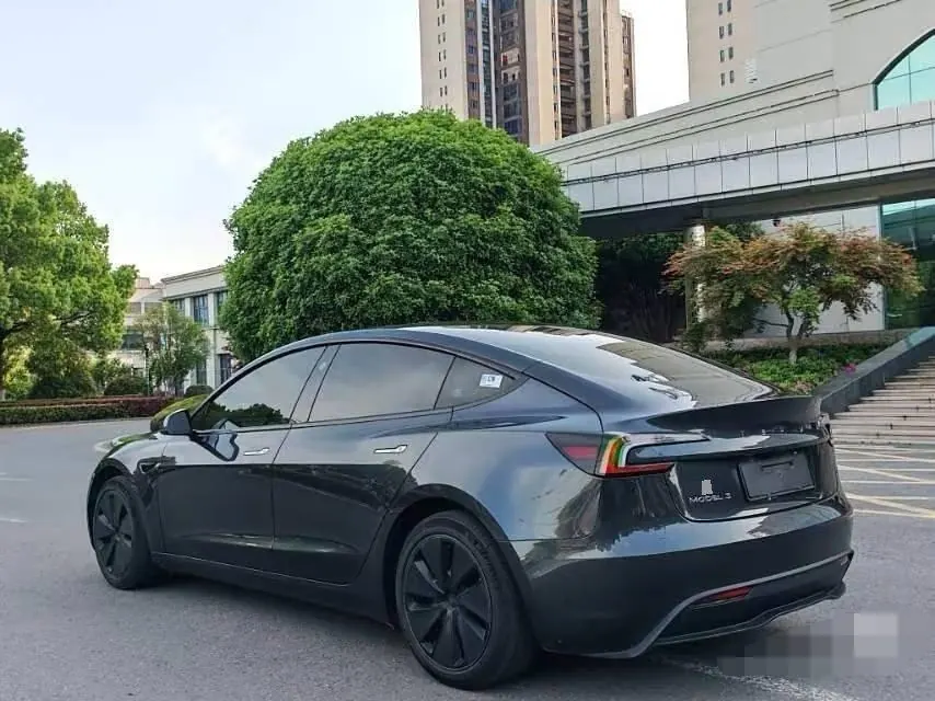Tesla 2023 Model 3 Rejuvenation Edition Rear Wheel Drive Automatic Transmission 5
