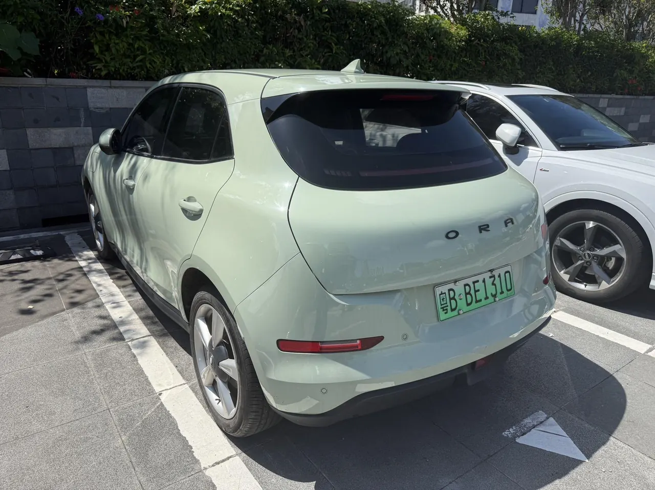 Ora 2022 Good Cats 400km Standard Endurance Luxury Ternary Lithium Automatic Gear 7