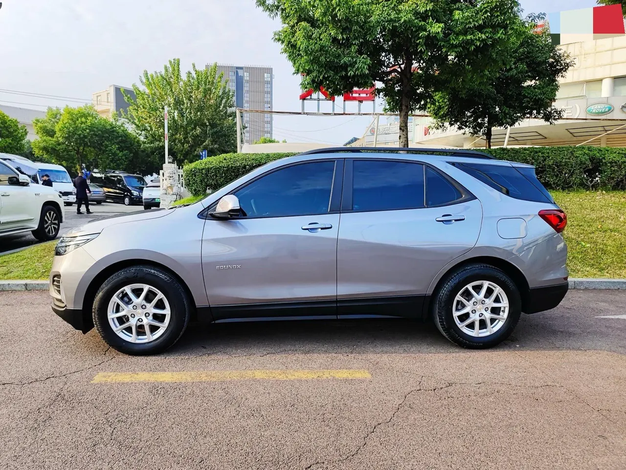 Chevrolet 2021 boundary explorers 1.5T 535T boundary edition automatic gear 3