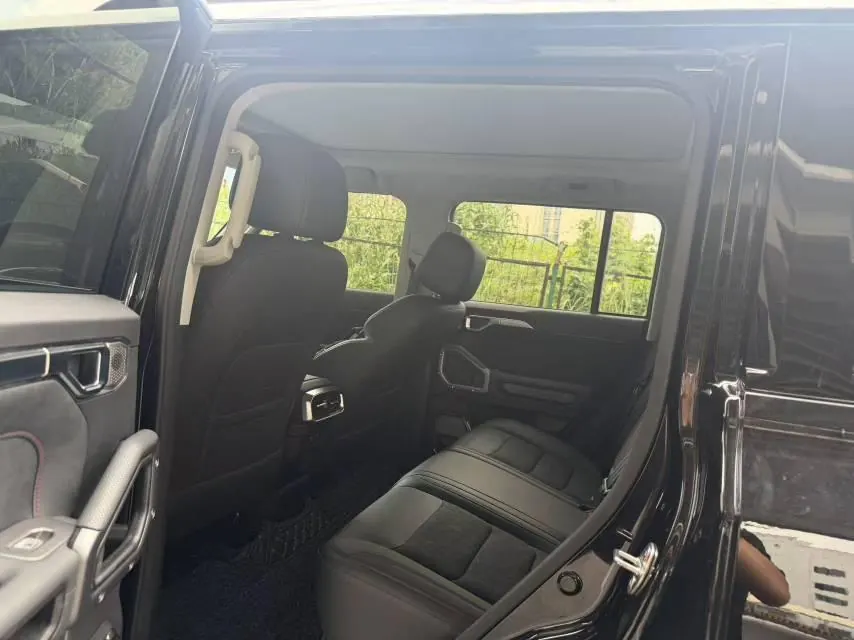 Jetour 2023 Traveler 2.0T Four-wheel Drive Conquer PRO Automatic Gear 3